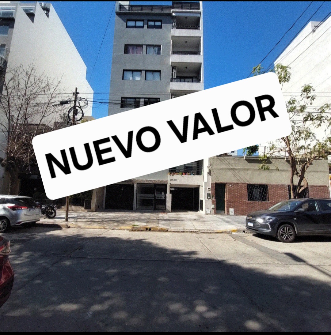 Parque Chas – Departamento de 3 Ambientes 1º Piso a La Calle. Cocina Integrada